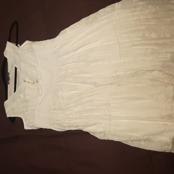 Sundress - Picture 2 of 2